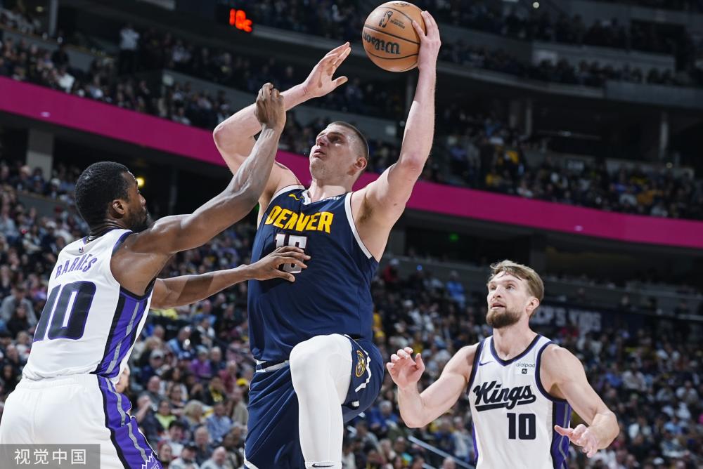 在阿森纳冲 在阿森纳冲