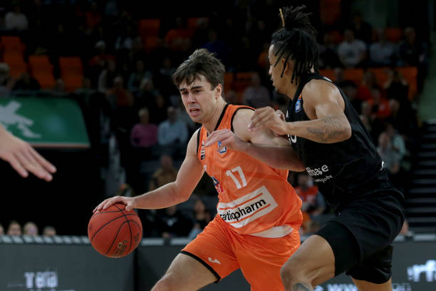 球队可以更 球队可以更