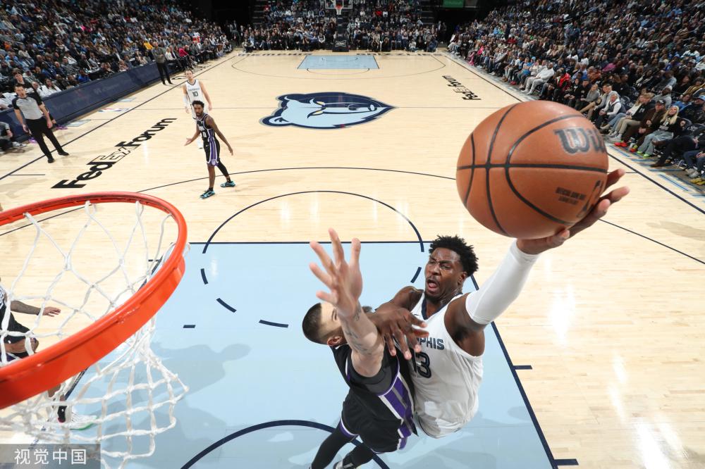 湖人96-119火箭！雷迪克赛后盛怒：周六训练会让他们非常难受！（火箭119-96击败湖人，雷迪克怒火中烧：周六训练绝不轻松）