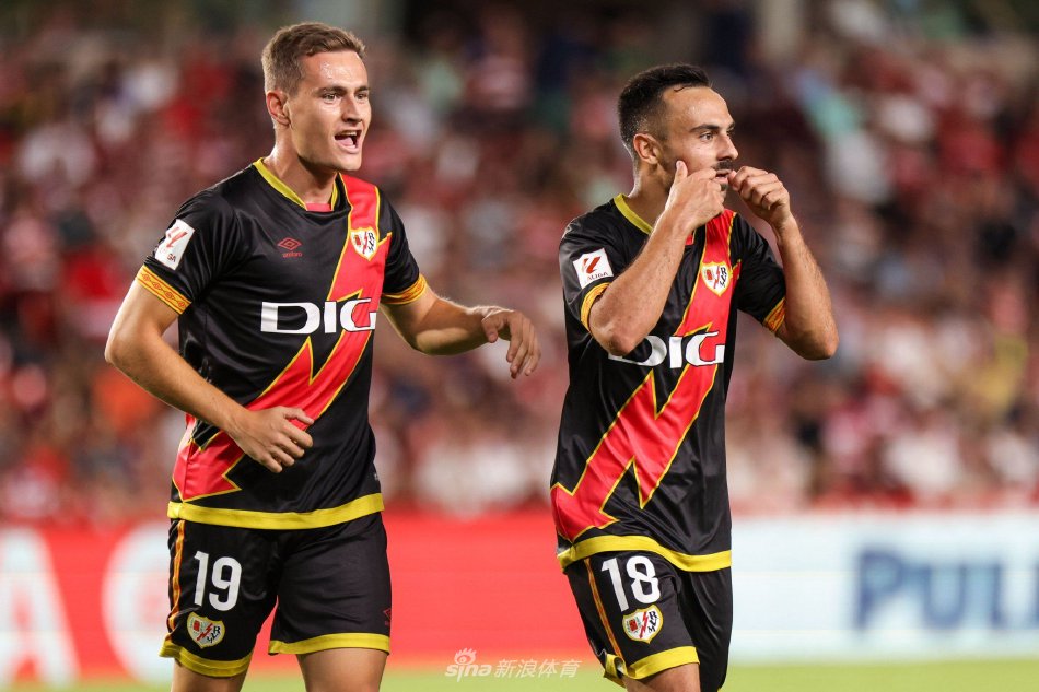 眼瞎了，羽毛球打的